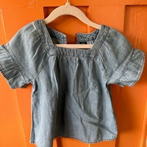 Gap 4T bundle of two tops. Chambray top never worn. Neon top lightly worn.